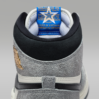 Air Jordan 1 Retro High OG Men's Shoes. Nike JP